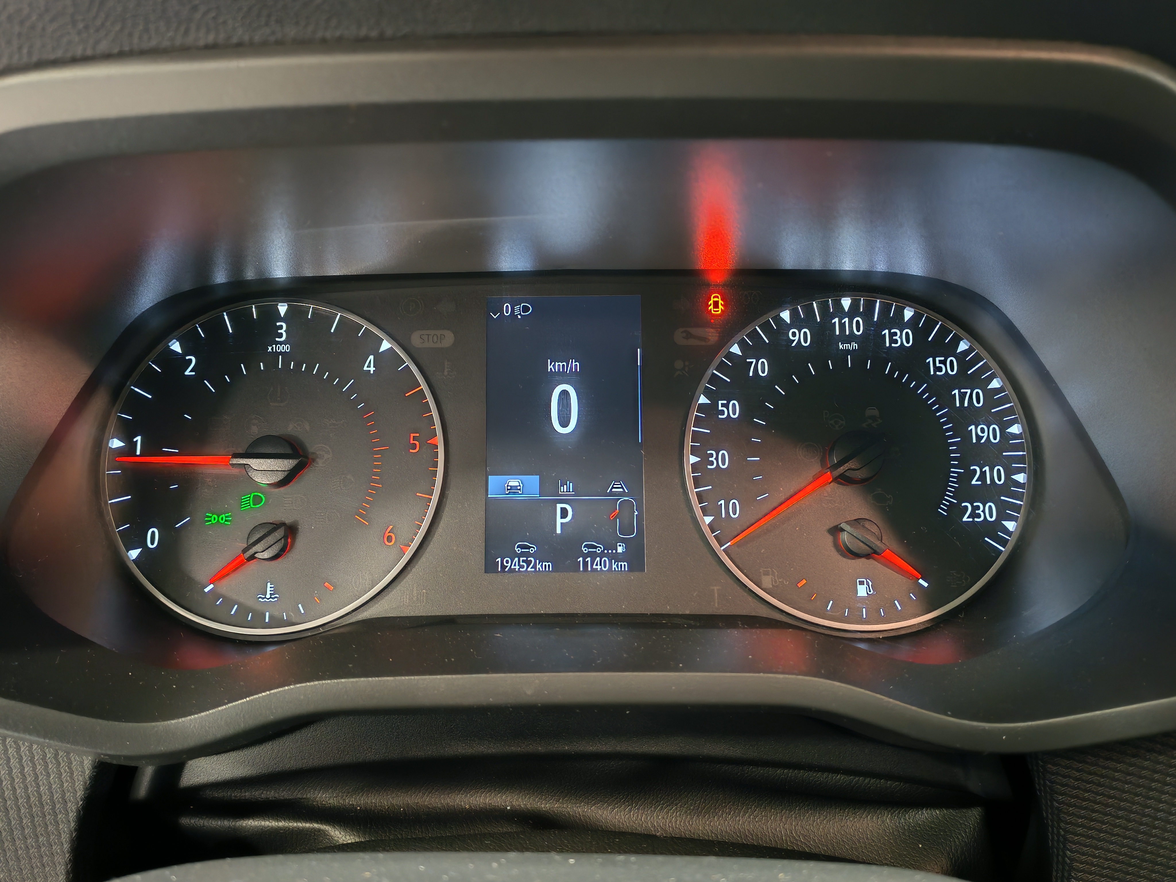 Renault TRAFIC COMBI BLUE DCI 150 EDC-AUT. L2H1.