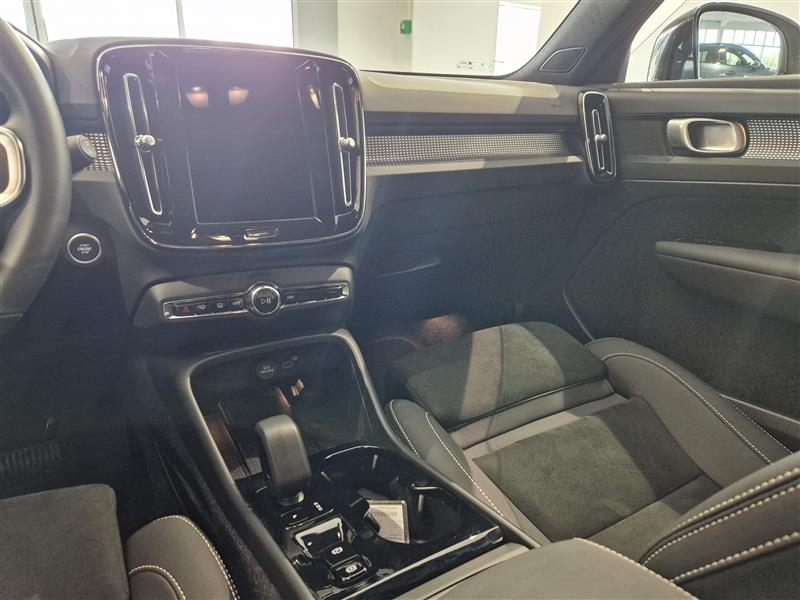 Volvo XC40 B3 MHEV EDITION PLUS DCT AUT.TAKUU 24KK/40TKM