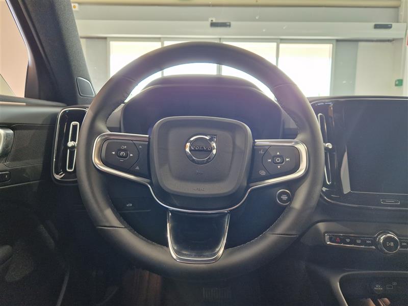 Volvo XC40 B3 MHEV EDITION PLUS DCT AUT.TAKUU 24KK/40TKM