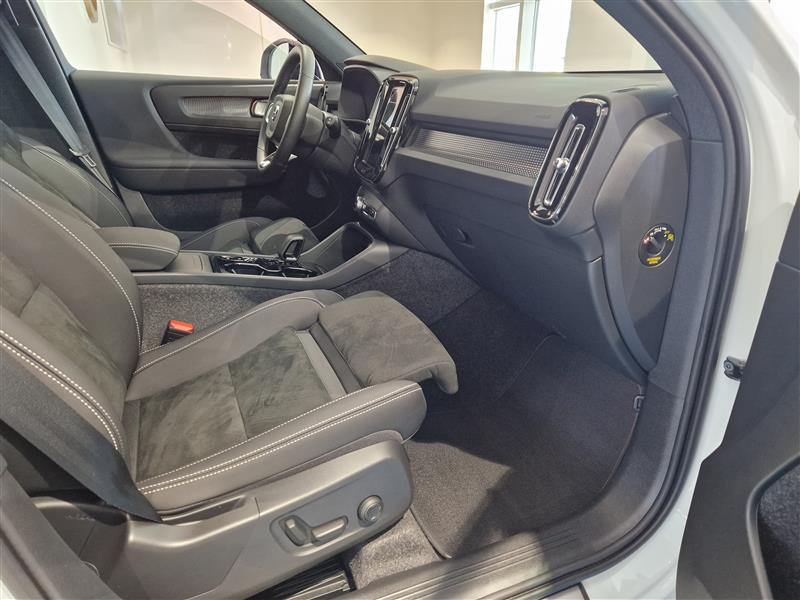 Volvo XC40 B3 MHEV EDITION PLUS DCT AUT.TAKUU 24KK/40TKM