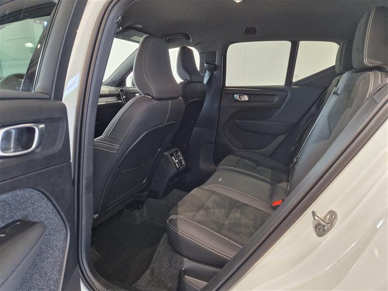 Volvo XC40 B3 MHEV EDITION PLUS DCT AUT.TAKUU 24KK/40TKM