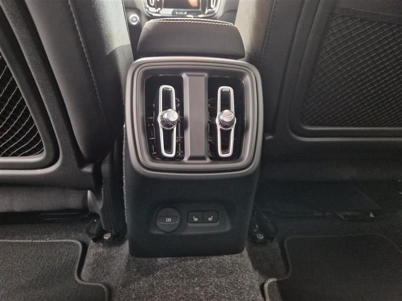 Volvo XC40 B3 MHEV EDITION PLUS DCT AUT.TAKUU 24KK/40TKM