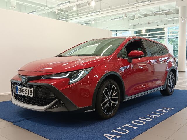 toyota COROLLA TOURING SPORTS 1,8 HYBRID TREK TAKUU 12KK/20TKM.