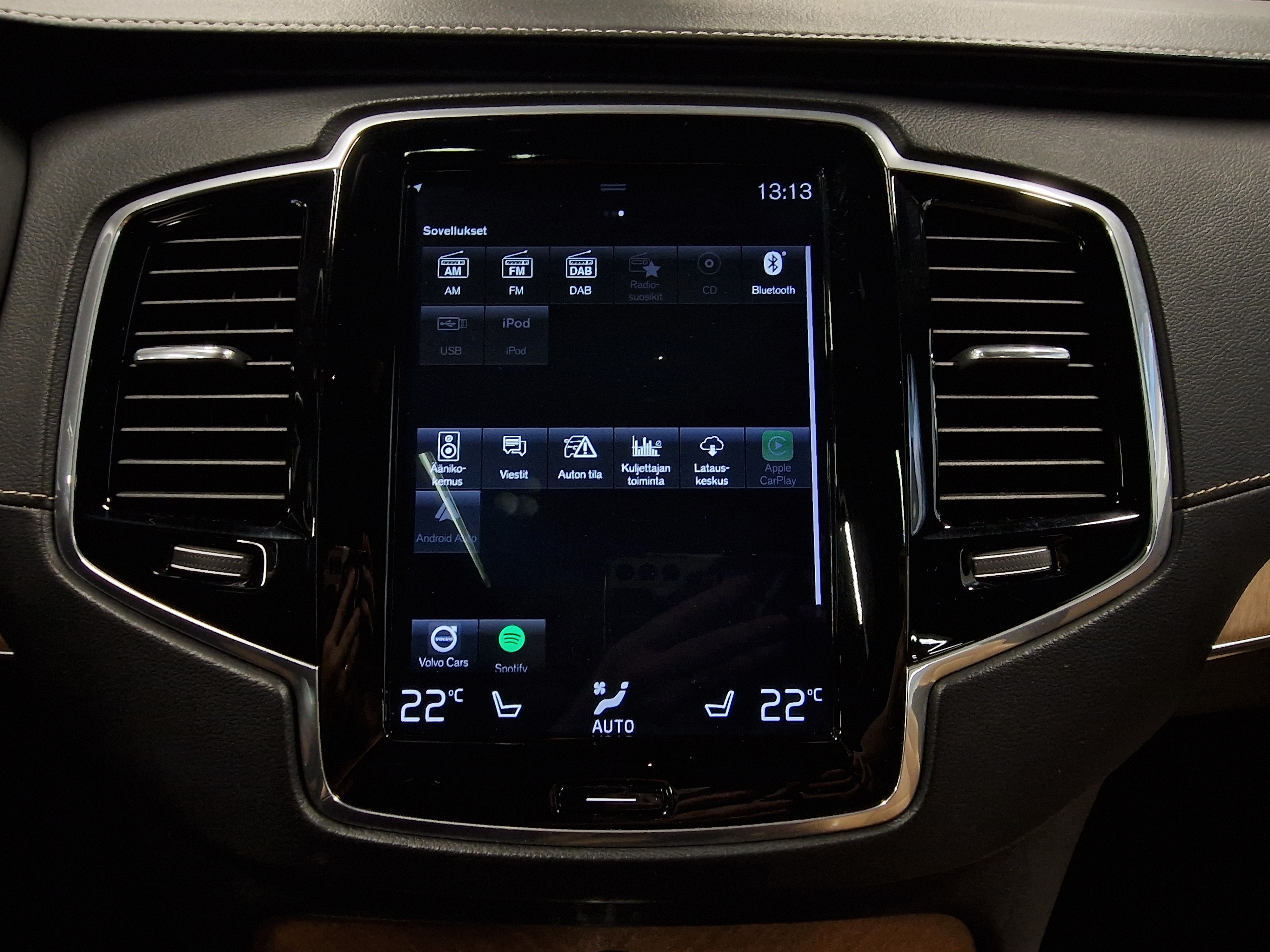 Volvo XC90 D5 AWD INSCRIPTION TAKUU 12KK/20TKM