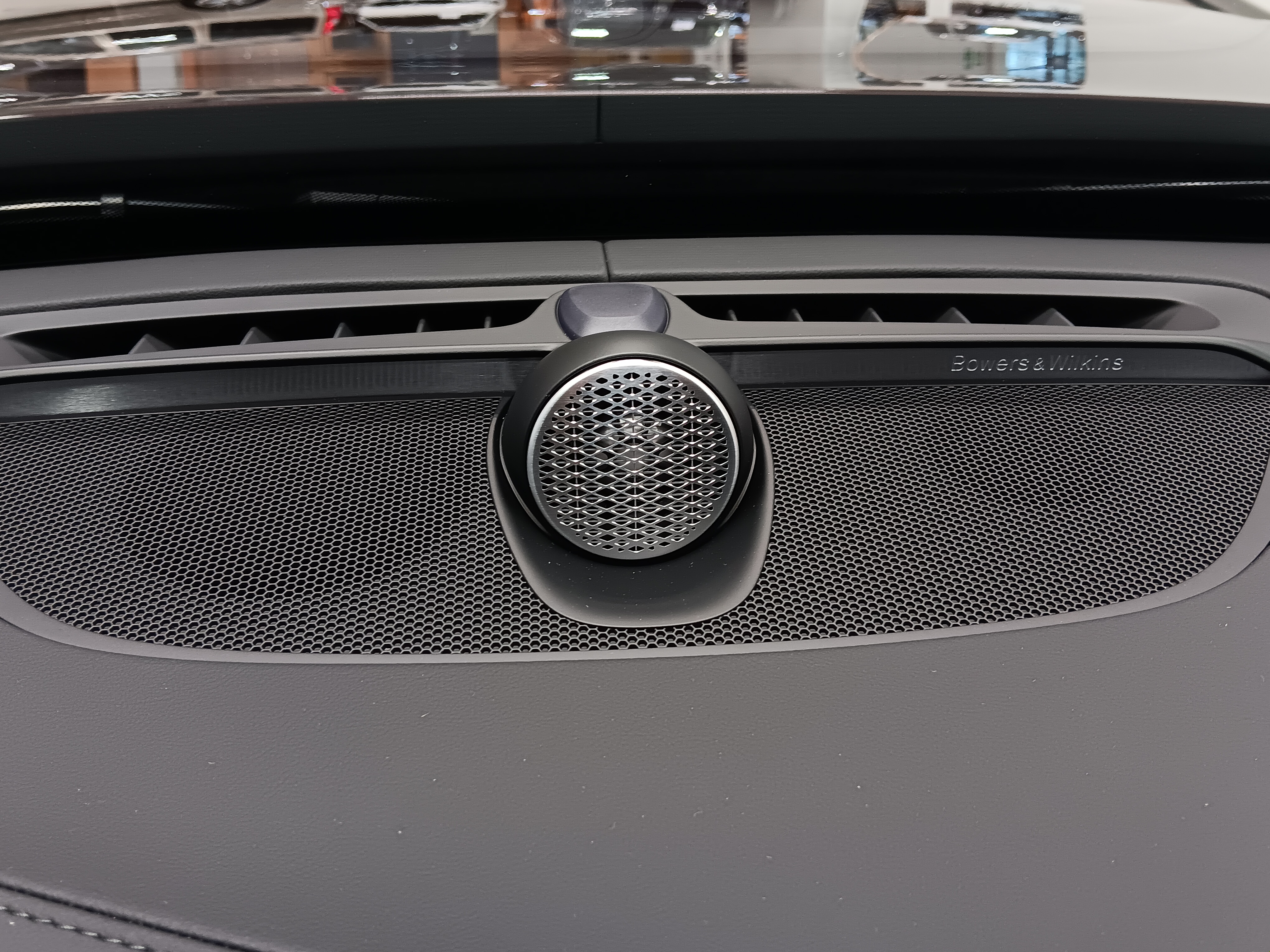 Volvo XC90 T8 AWD LONG RANGE HIGH PERFORMANCE ULTRA DARK