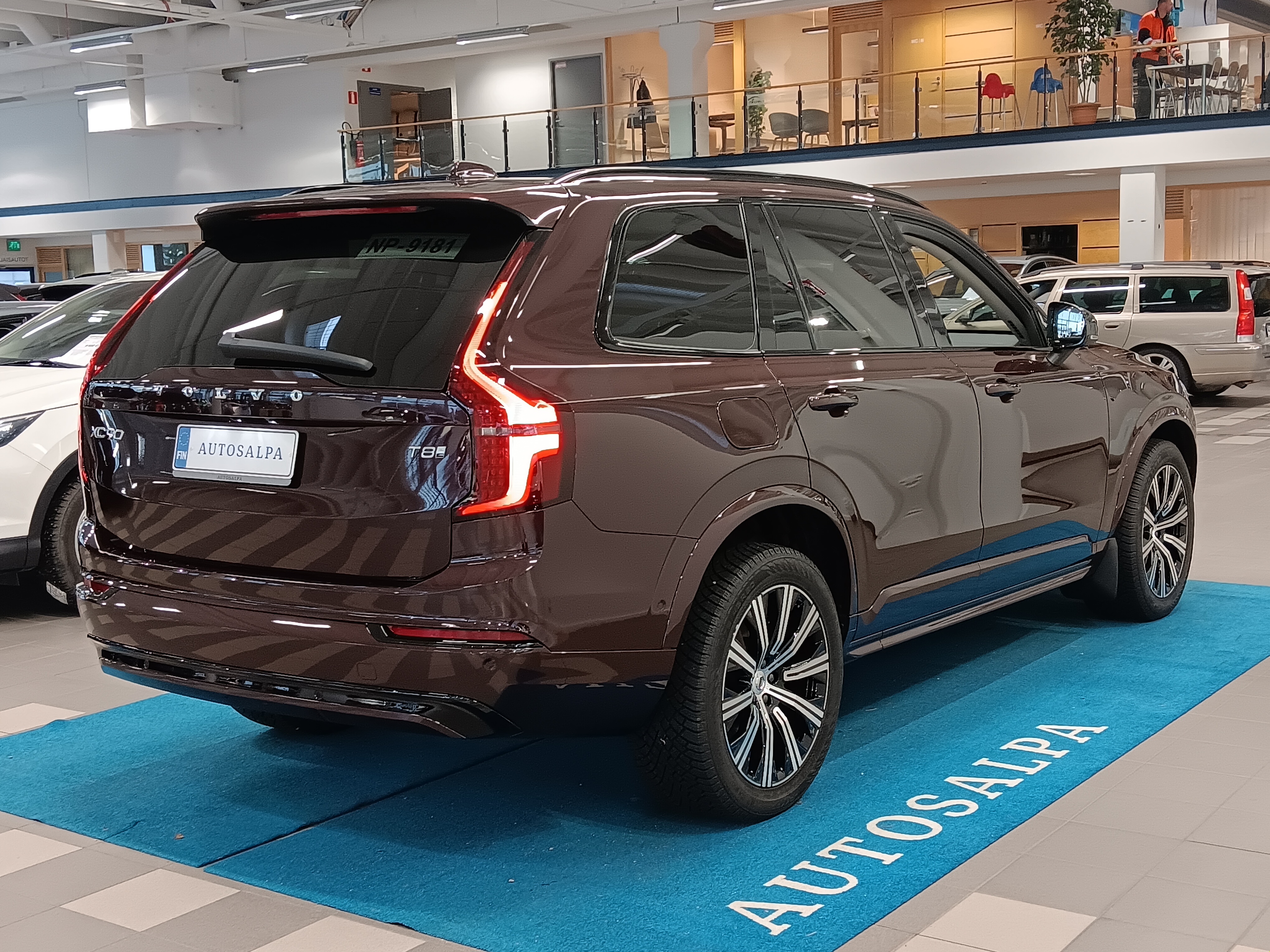 Volvo XC90 T8 AWD LONG RANGE HIGH PERFORMANCE ULTRA DARK