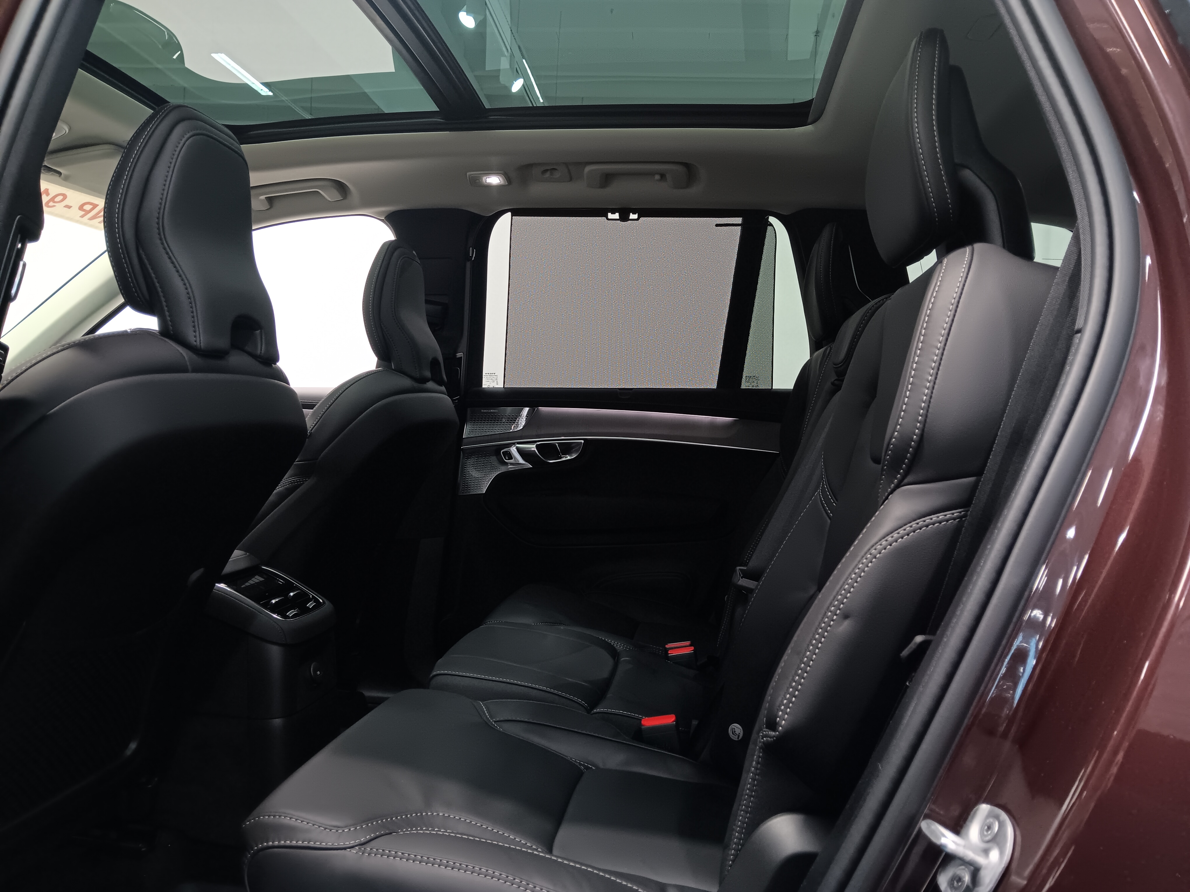 Volvo XC90 T8 AWD LONG RANGE HIGH PERFORMANCE ULTRA DARK