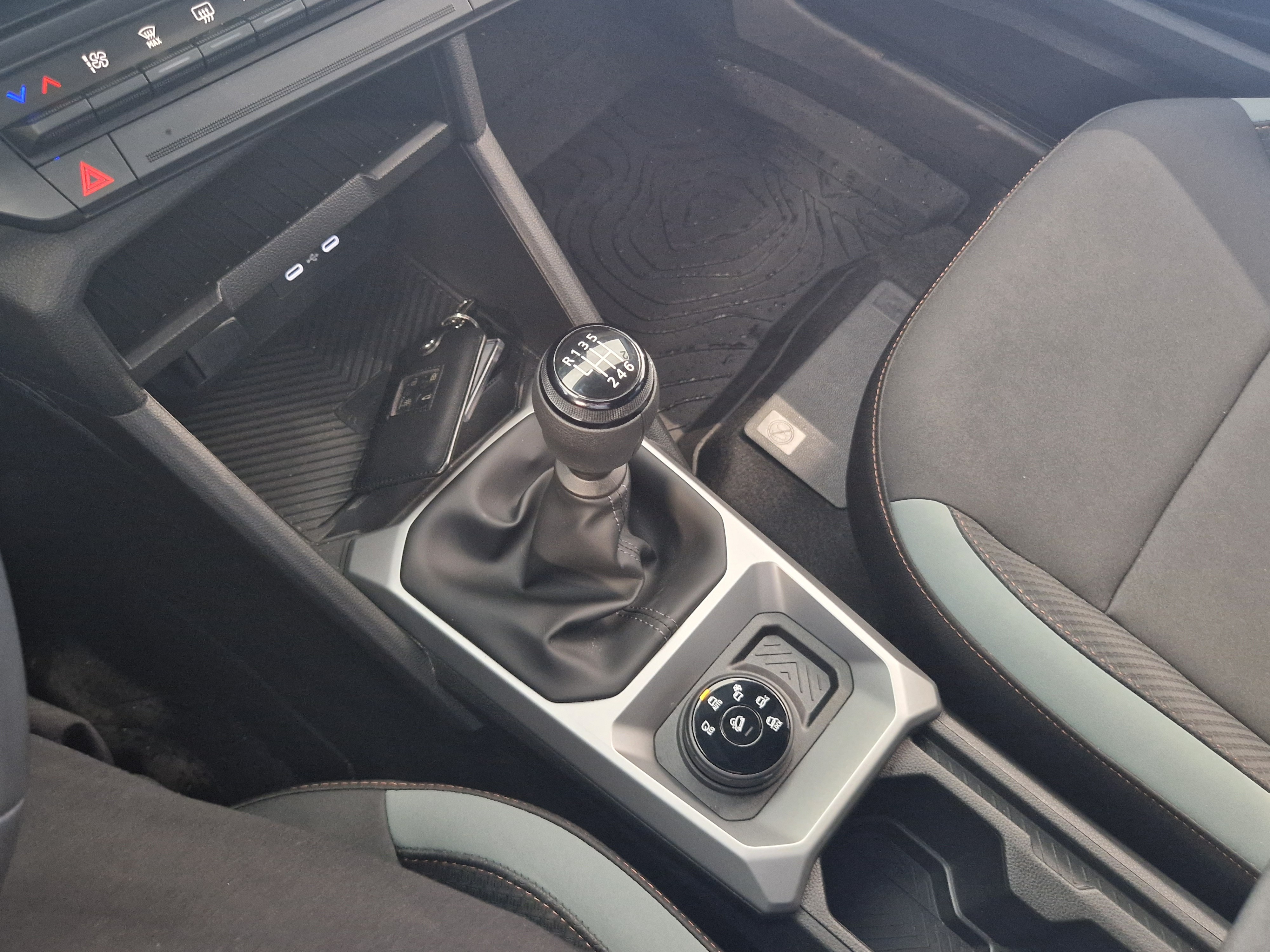 Dacia DUSTER MILD HYBRID 130 4X4 EXTREME