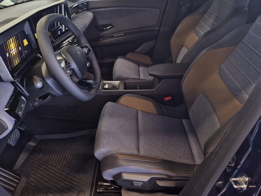Renault 5 E-TECH ELECTRIC 150HV COMFORT RANGE TECHNO.