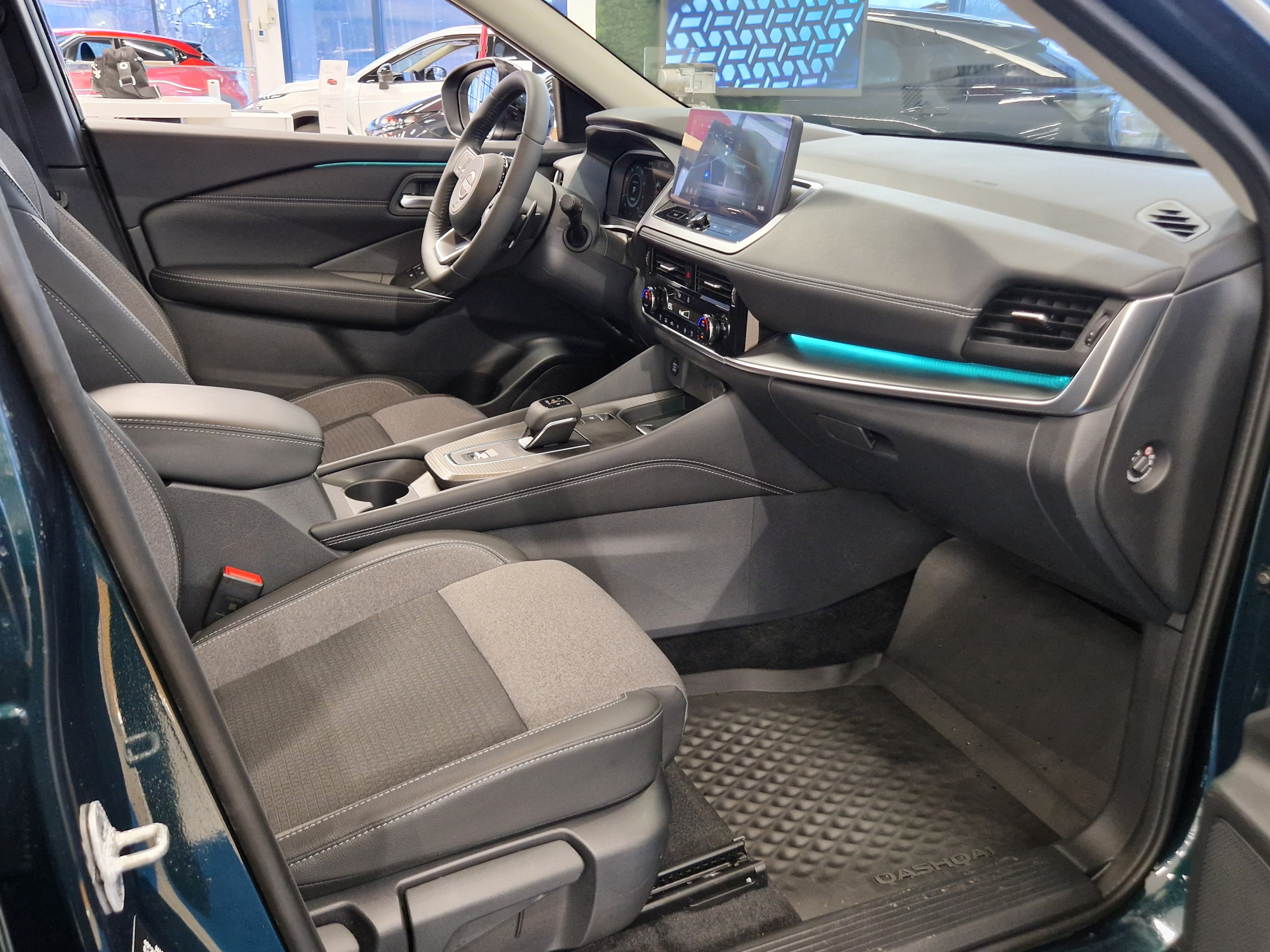 Nissan QASHQAI MHEV 158 XTRONIC 2WD N-CONNECTA MY25.