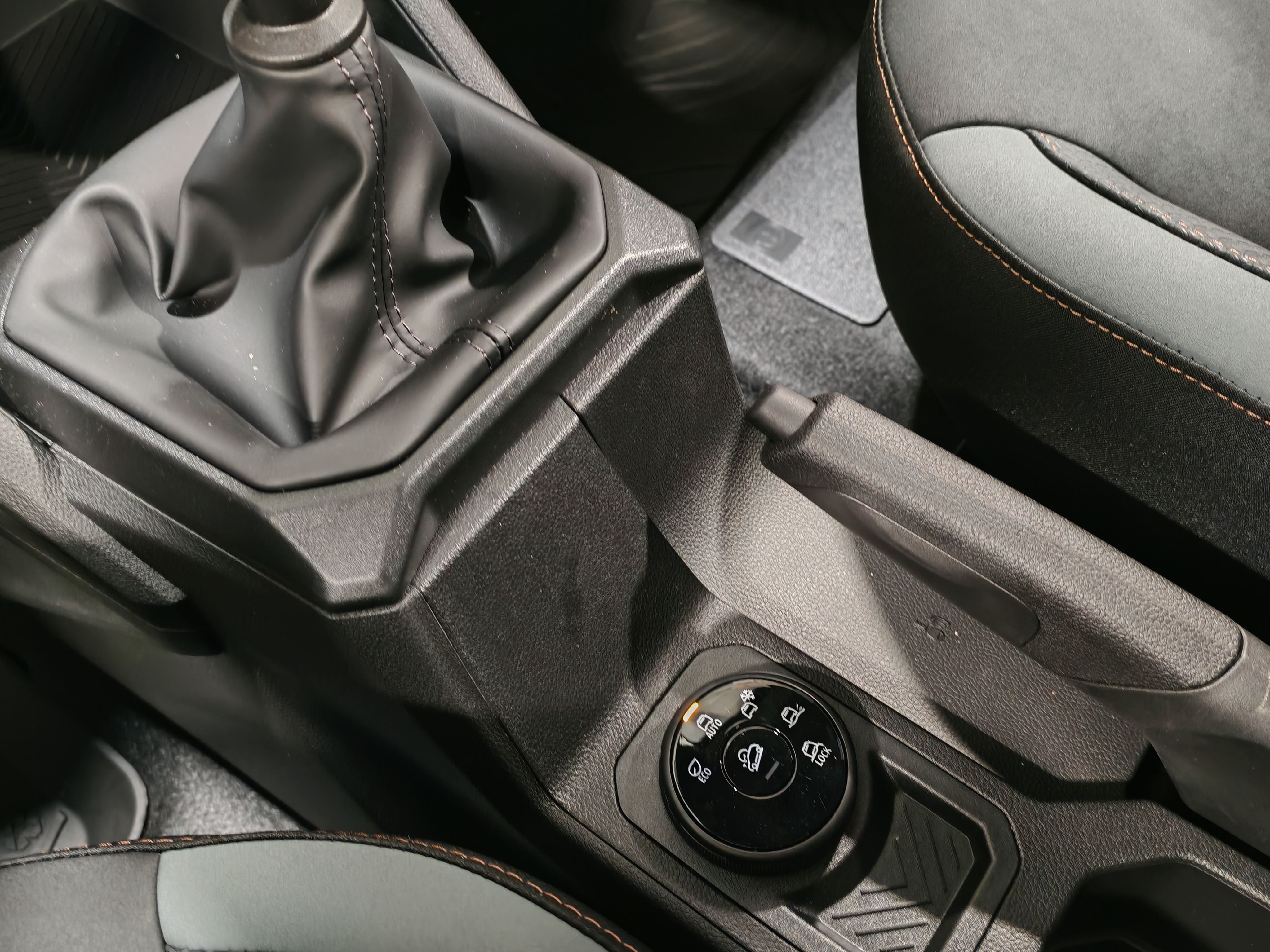 Dacia DUSTER MILD HYBRID 130 4X4 EXTREME