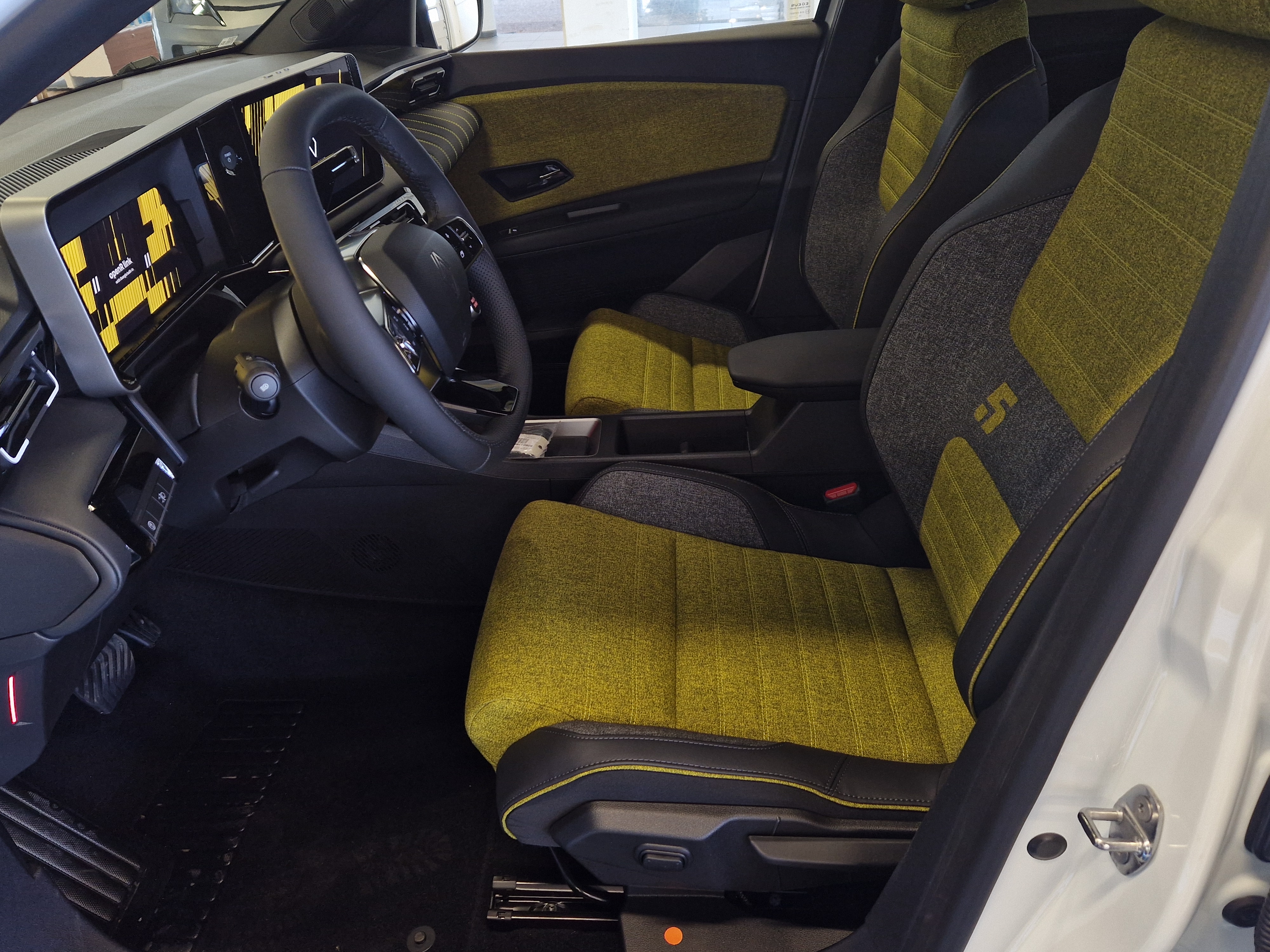 Renault 5 E-TECH ELECTRIC 150HV COMFORT RANGE ICONIC CINQ