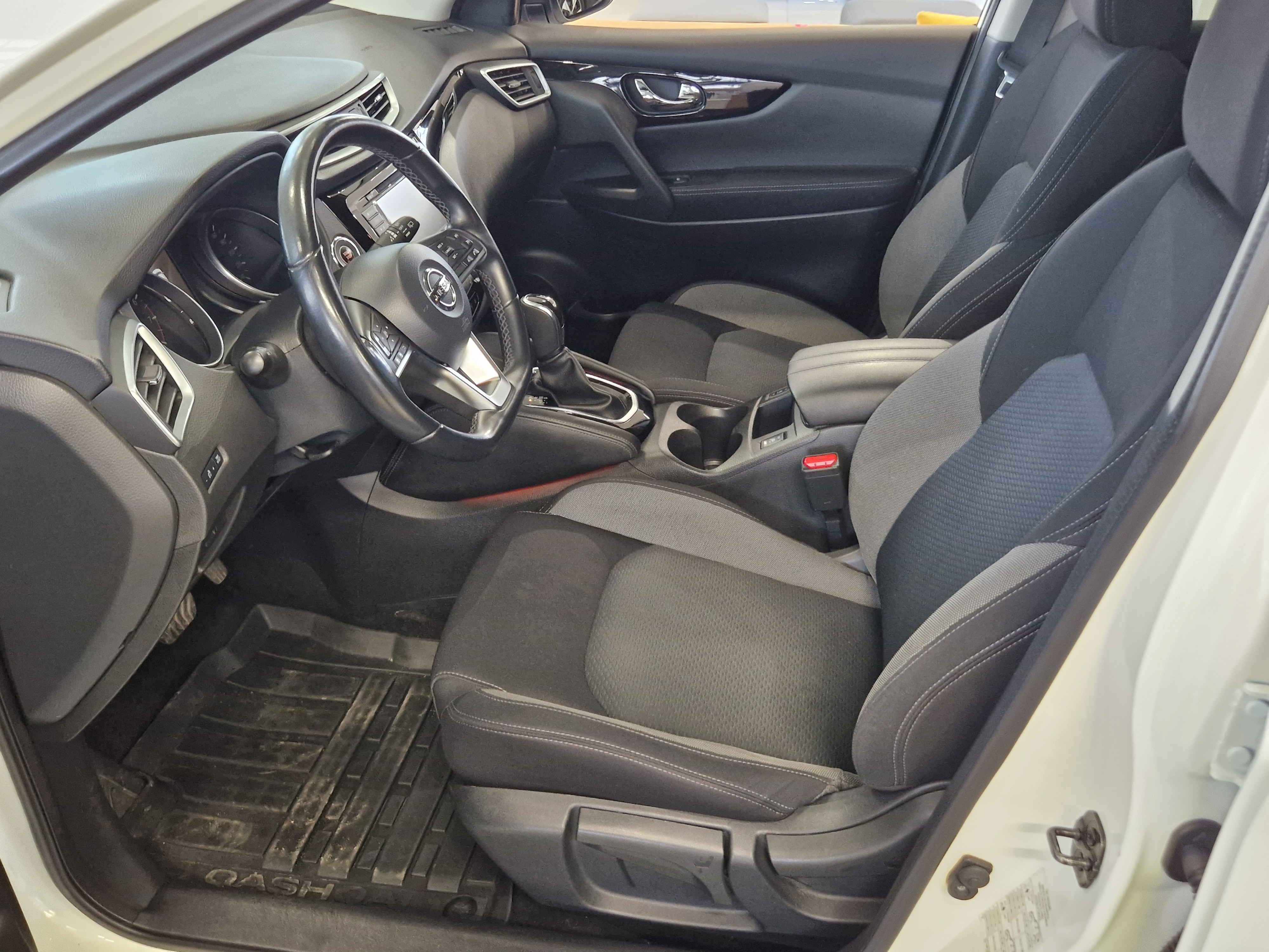 Nissan QASHQAI DIG-T 160 N-CONNECTA 2WD DCT