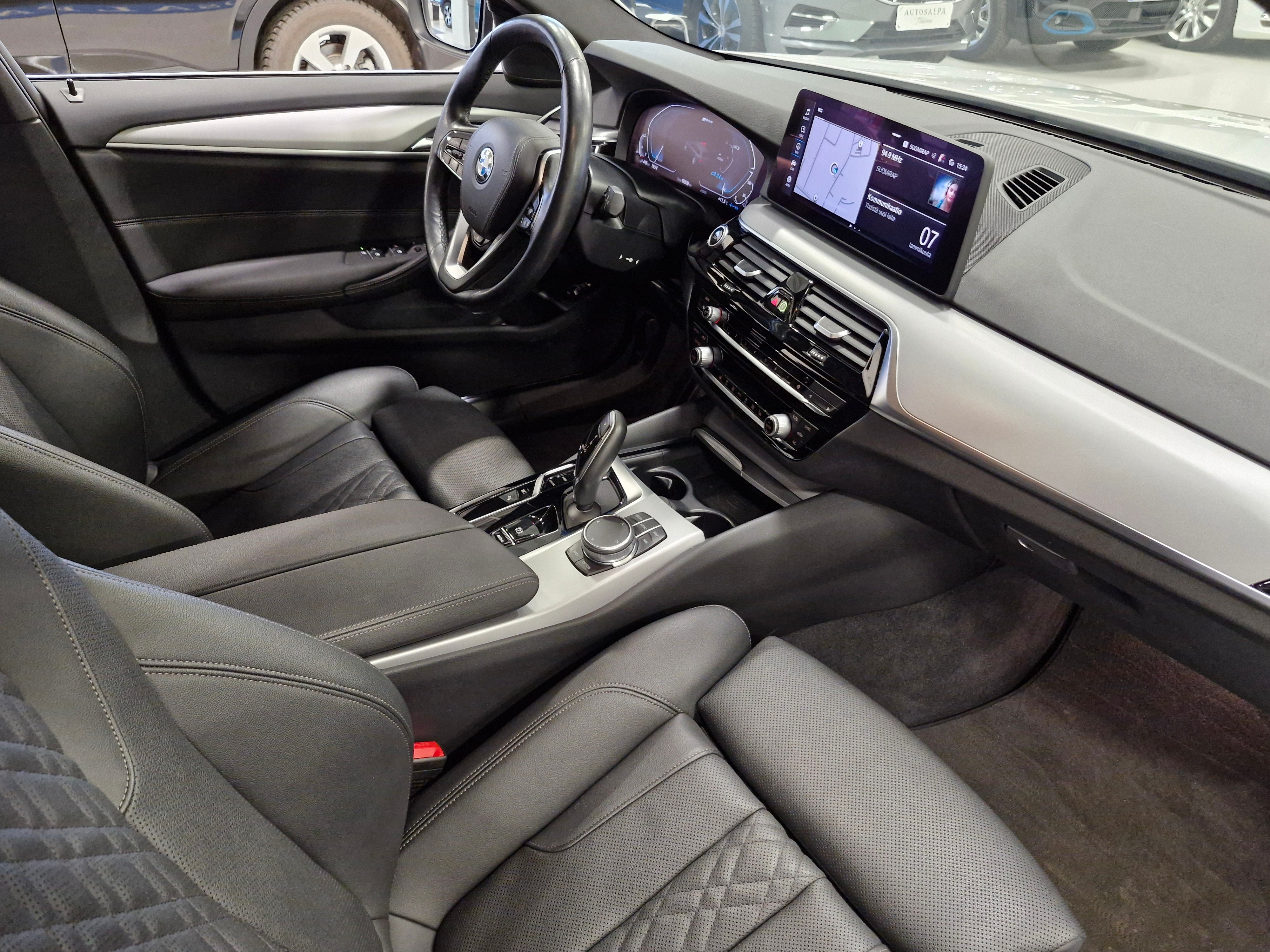 Bmw 530 G31 TOURING 530E XDRIVE A CHARGED EDITION