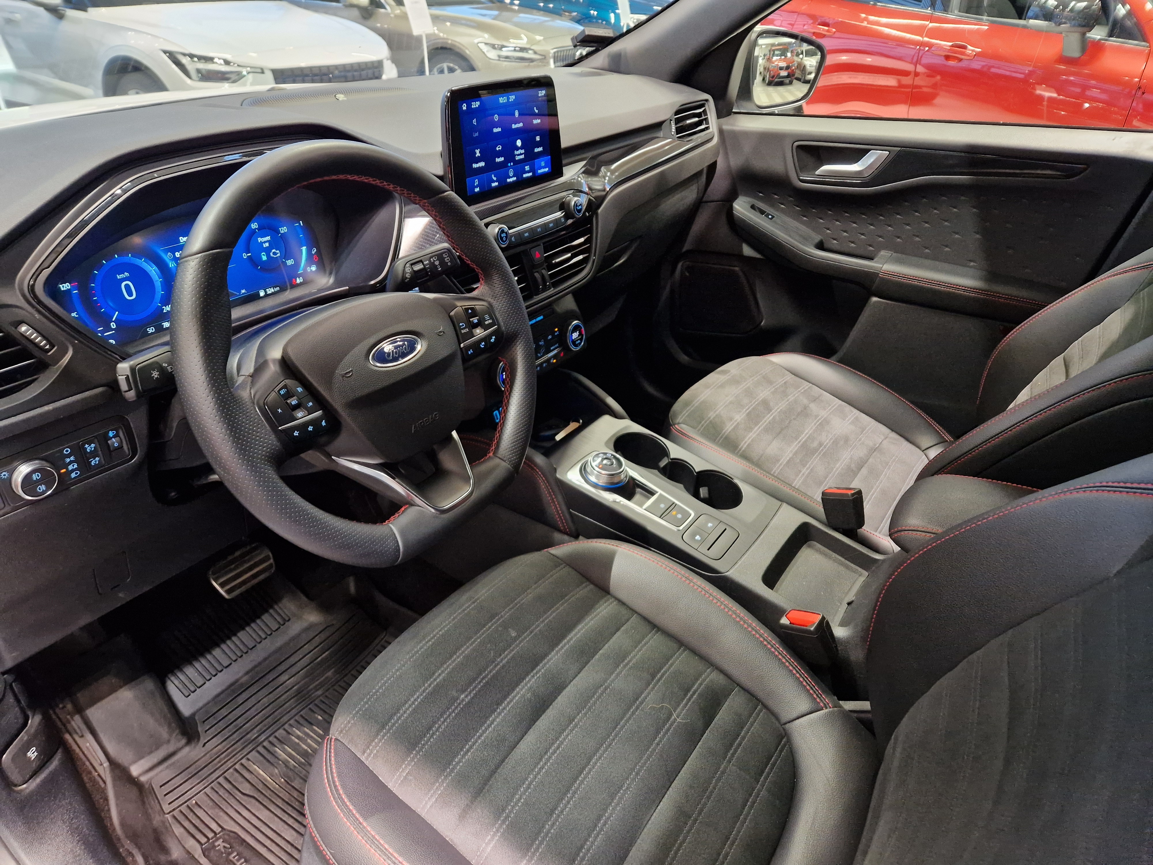 Ford KUGA 2,5 HYBRID (HEV) 190HV CVT AWD ST-LINE X