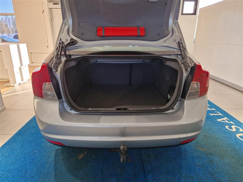 Volvo S40 1,6 (100 HV) KINETIC MAN