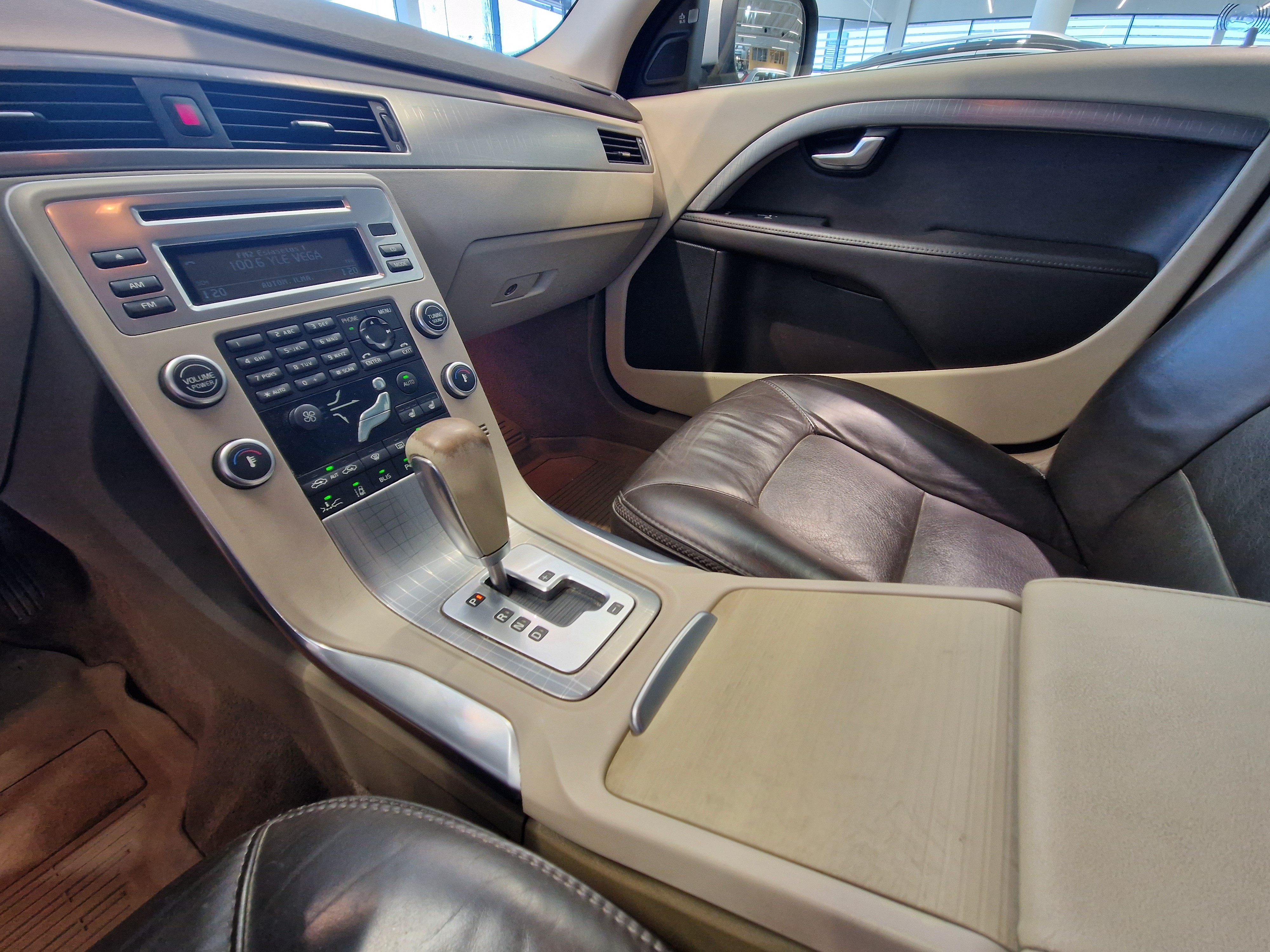 Volvo XC70 D5 AWD SUMMUM AUT