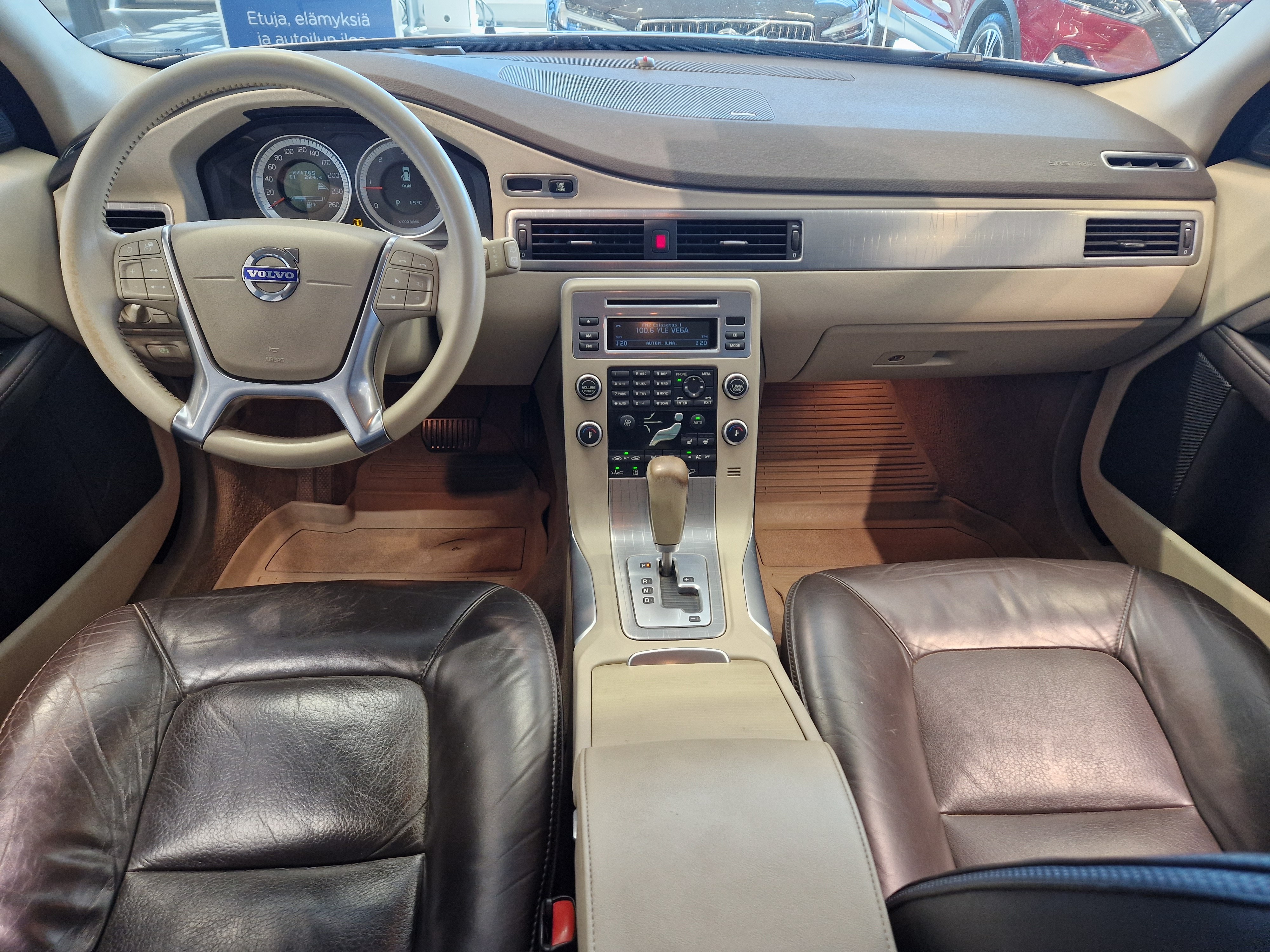 Volvo XC70 D5 AWD Summum aut 2011, kuva 6/18