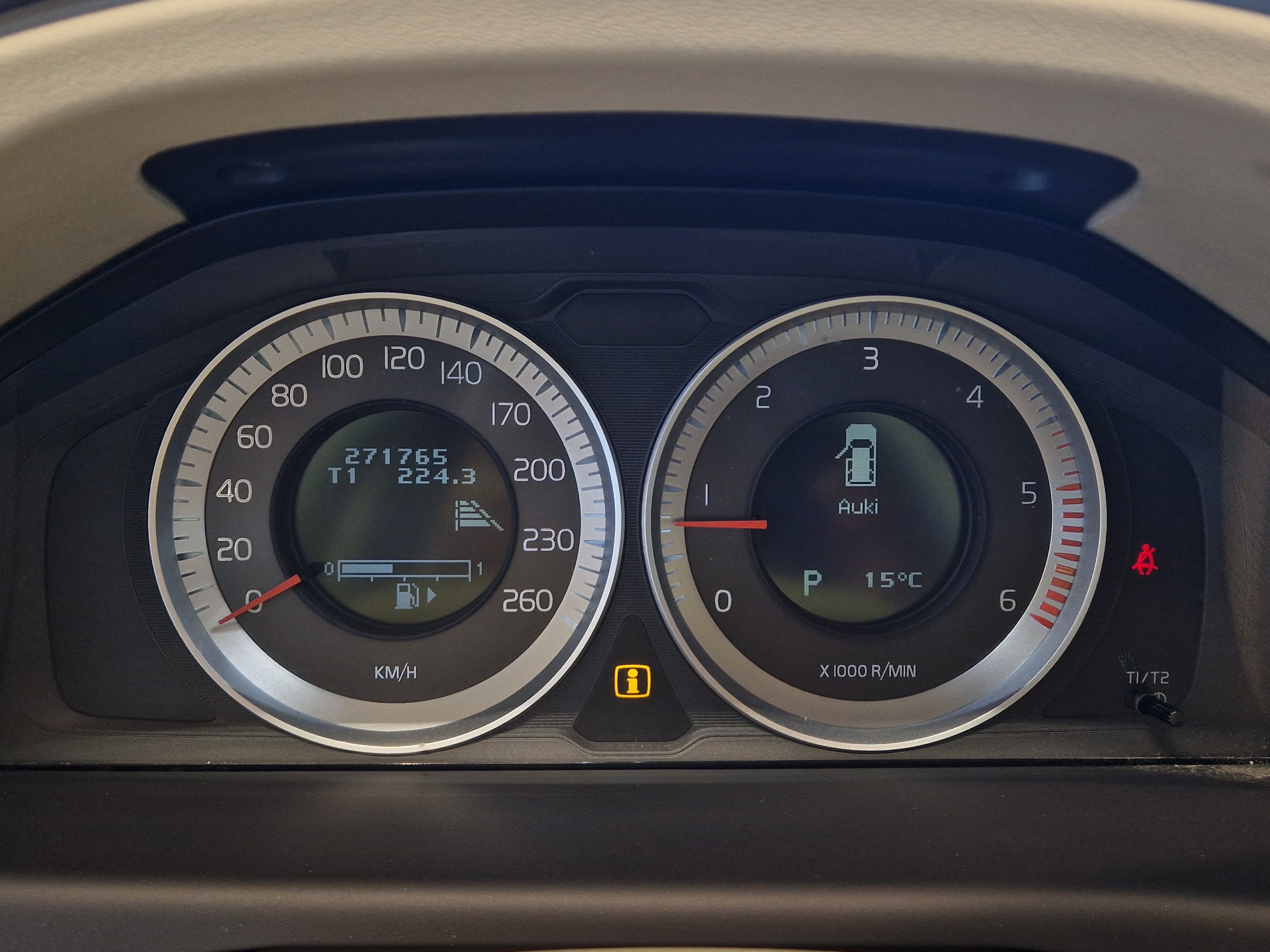 Volvo XC70 D5 AWD SUMMUM AUT