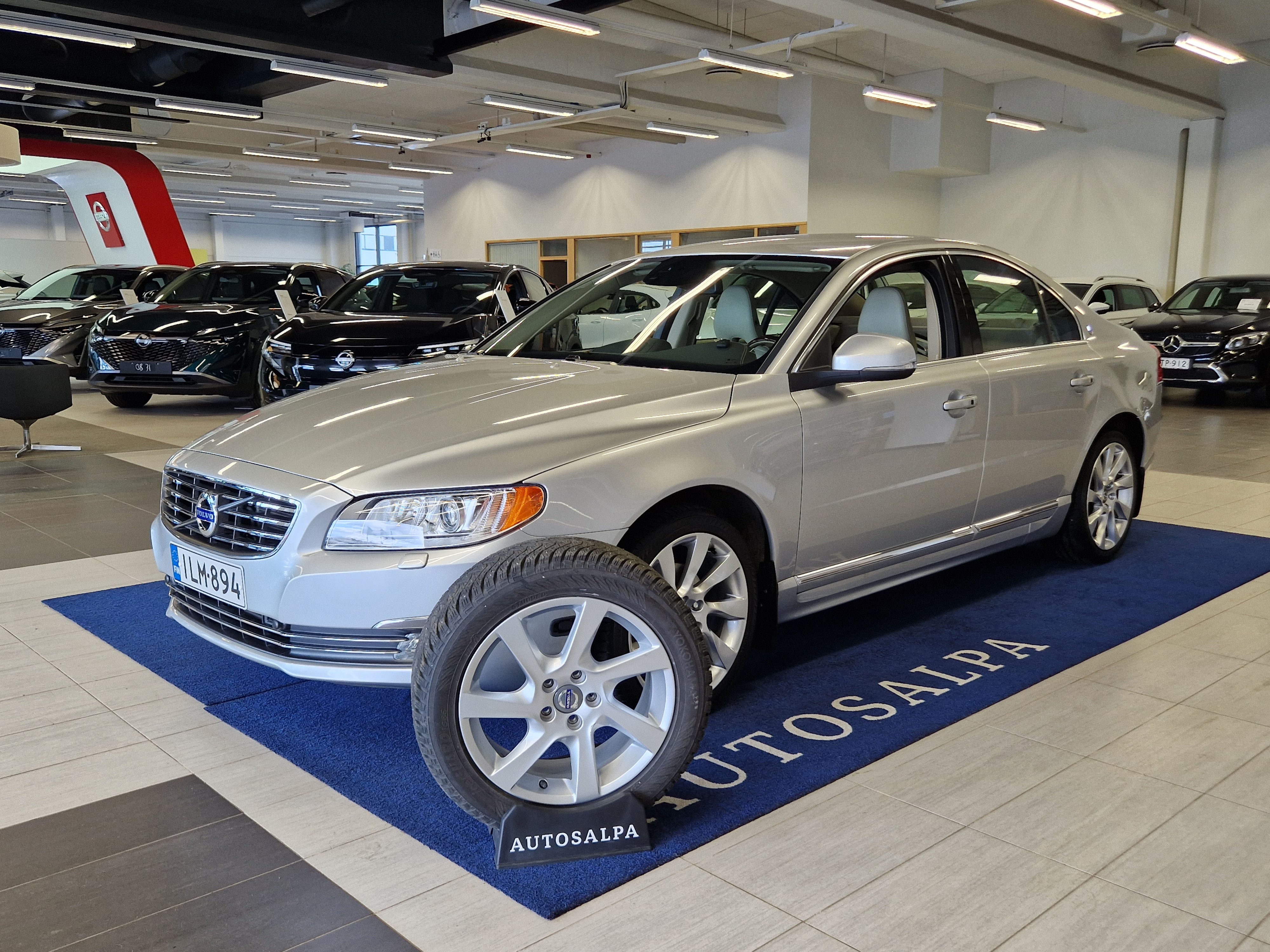 Volvo S80 T5 Executive aut 2014, kuva 2/15