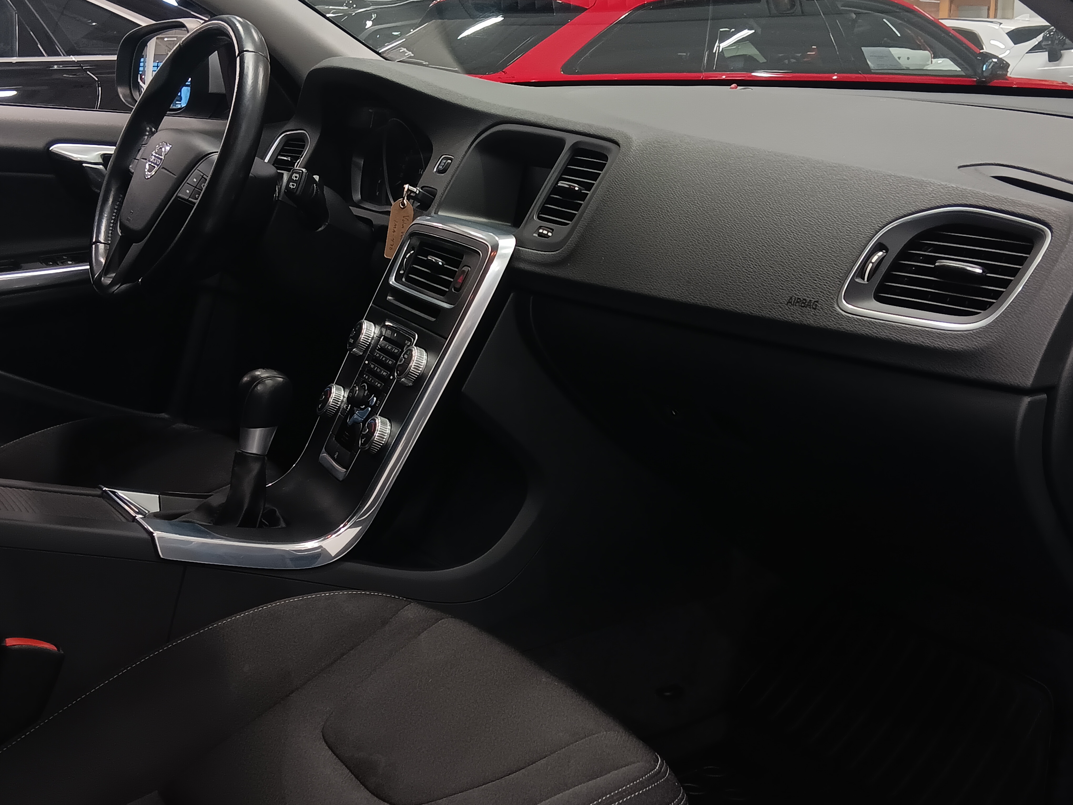 Volvo V60 D2 KINETIC EDITION