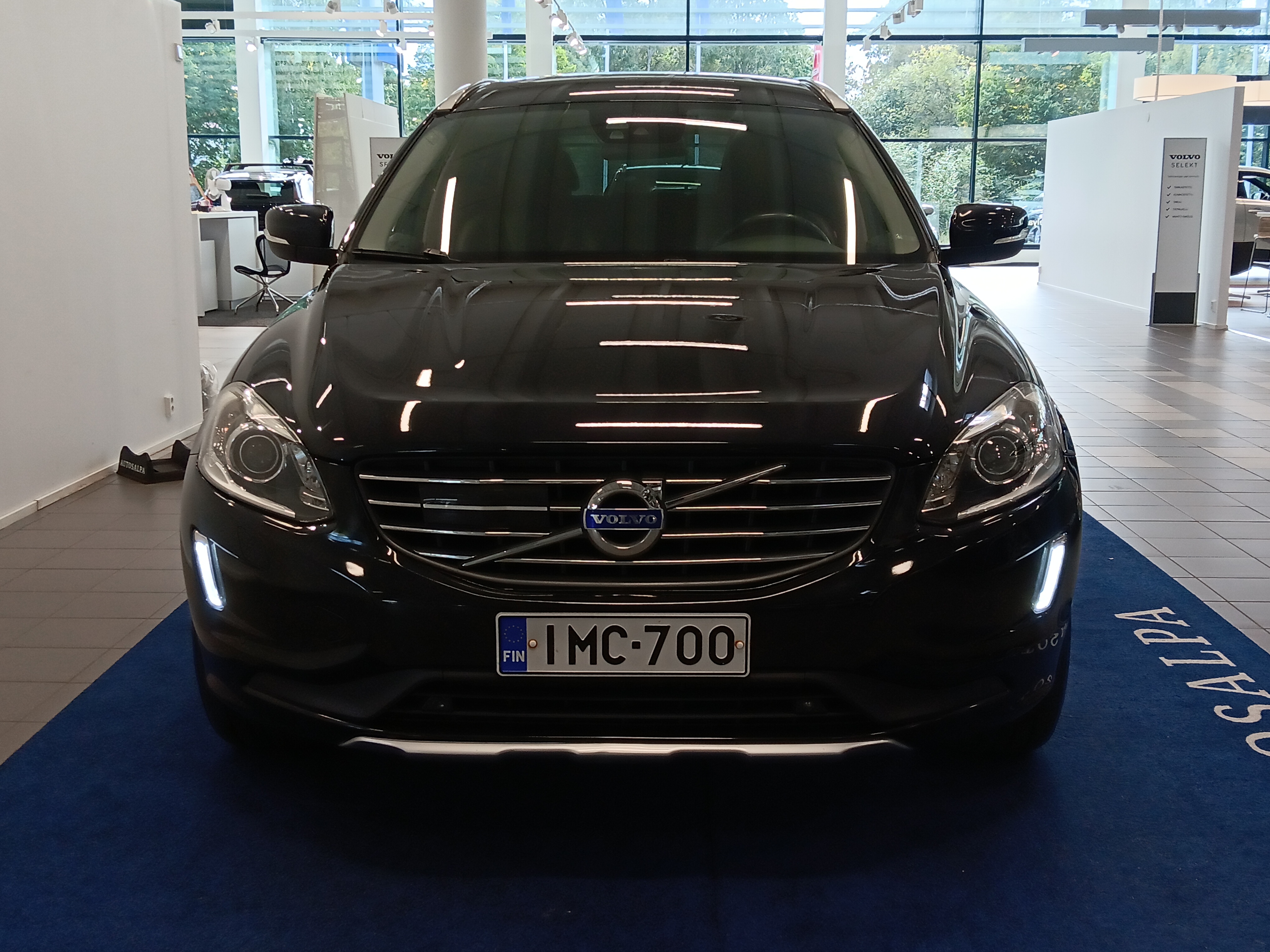 Volvo XC60 D4 AWD Ocean Race aut 2015, kuva 2/14