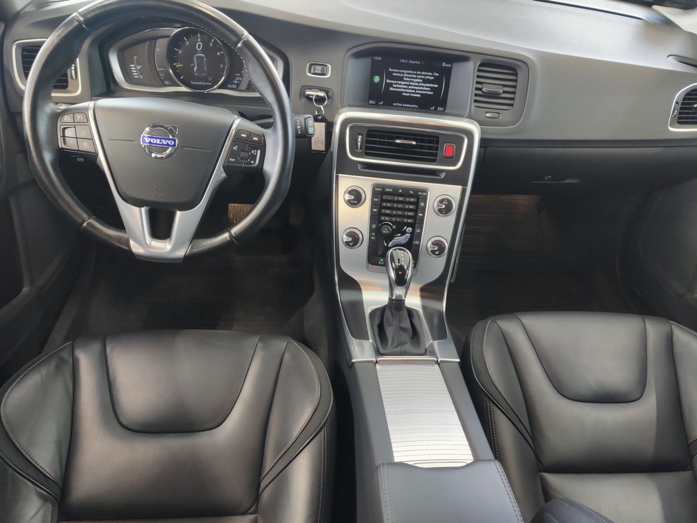Volvo V60 T3 OCEAN RACE BUSINESS AUT