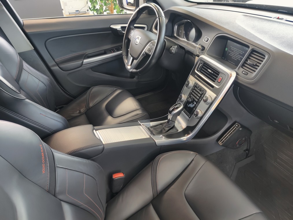 Volvo V60 T3 OCEAN RACE BUSINESS AUT
