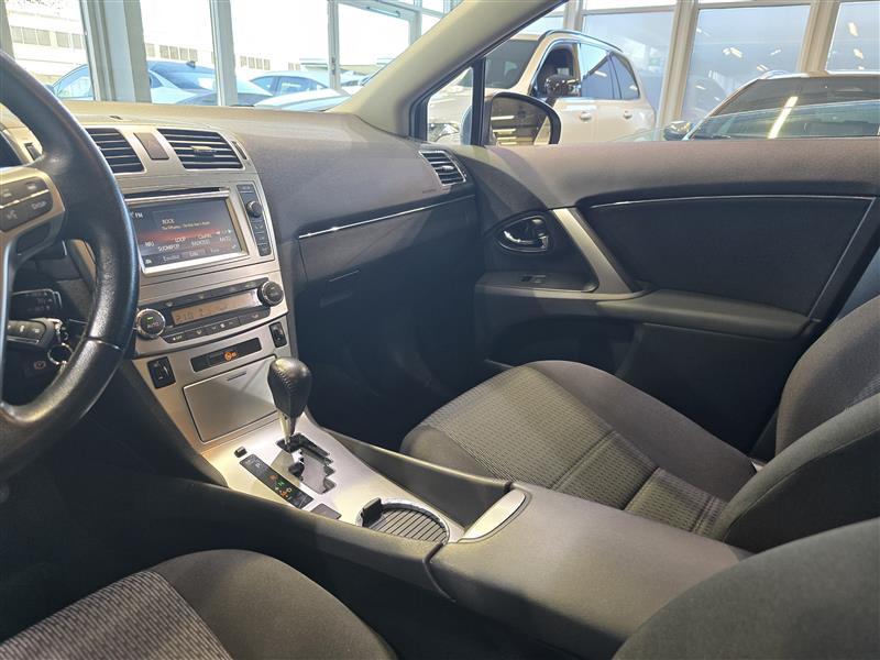 Toyota AVENSIS 1,8 VALVEMATIC ACTIVE 4OV MULTIDRIVE S