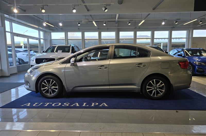 Toyota AVENSIS 1,8 VALVEMATIC ACTIVE 4OV MULTIDRIVE S