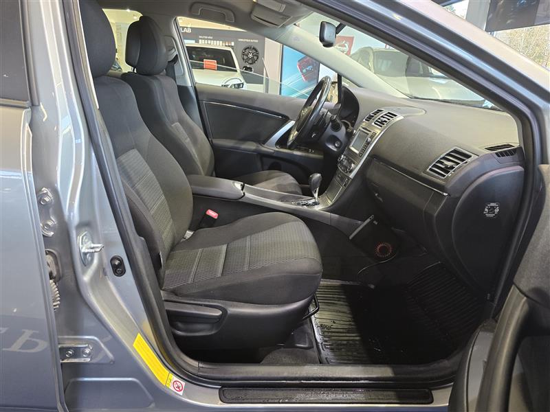 Toyota AVENSIS 1,8 VALVEMATIC ACTIVE 4OV MULTIDRIVE S