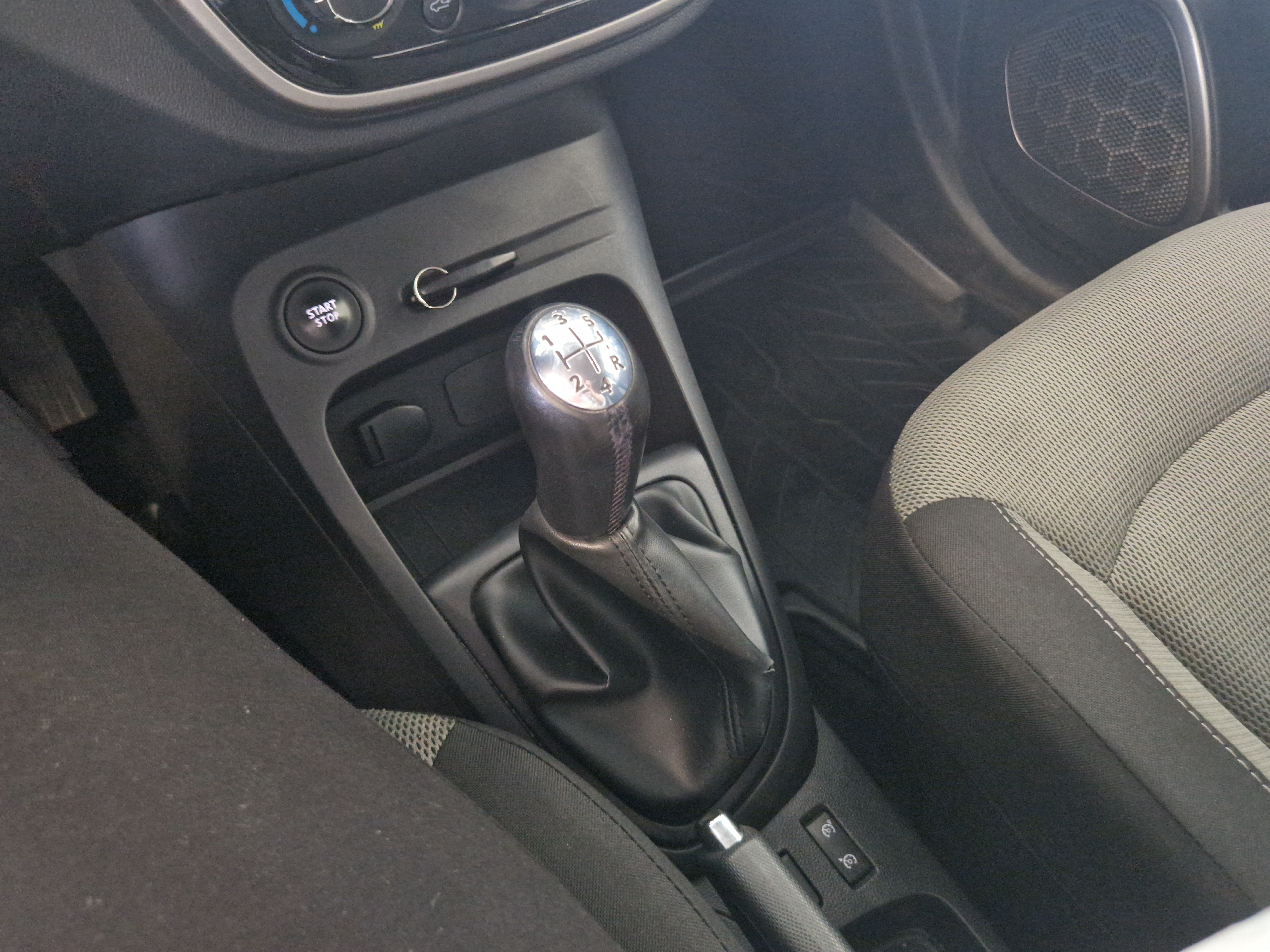 Renault CAPTUR ENERGY TCE 90 NAVI STYLE