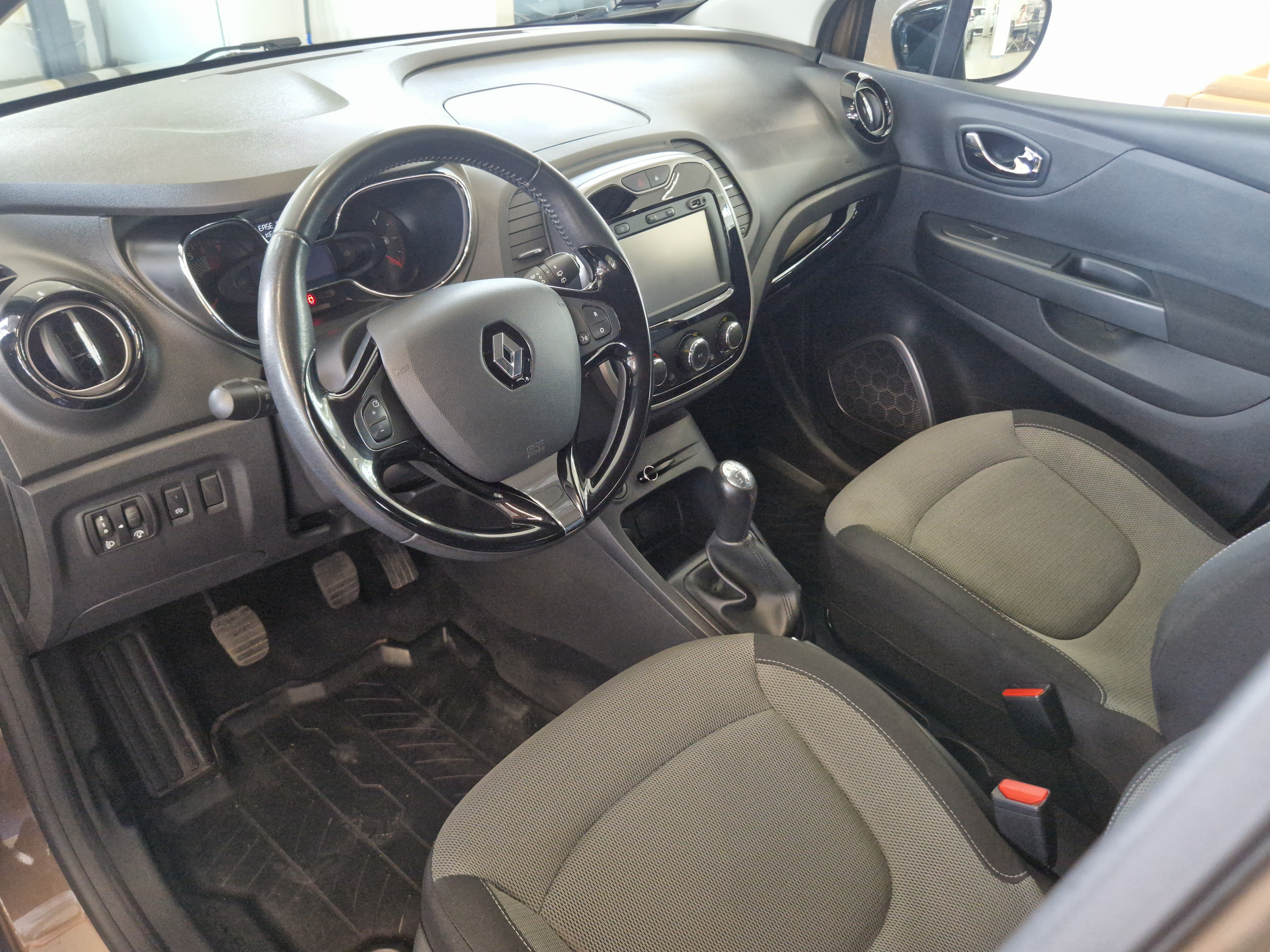 Renault Captur Energy TCe 90 Navi Style 2017, kuva 4/15