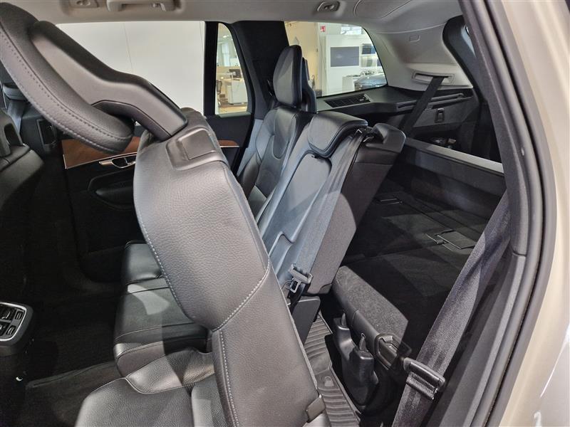 Volvo XC90 D5 AWD INSCRIPTION AUT.TAKUU 12KK/20TKM.