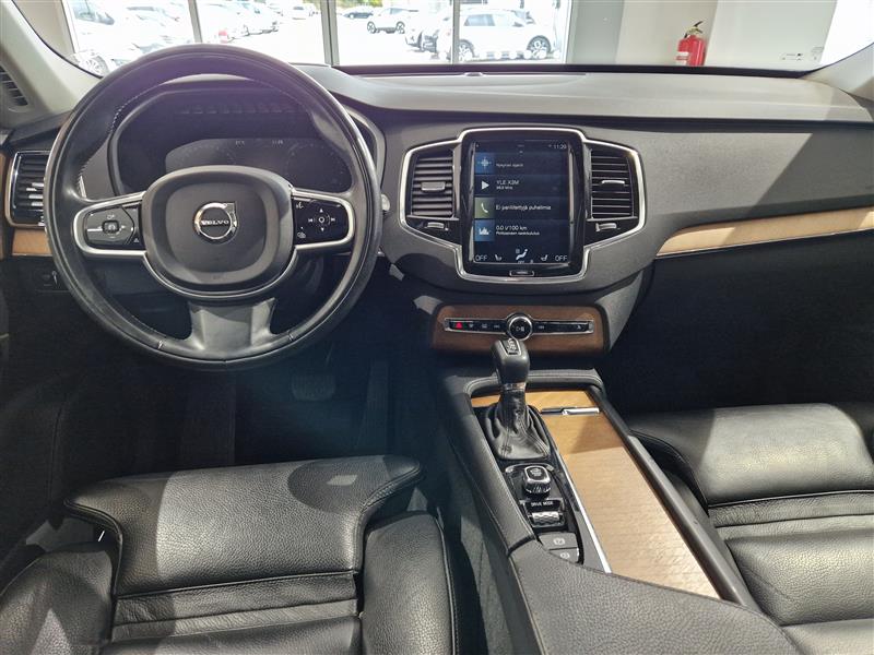 Volvo XC90 D5 AWD INSCRIPTION AUT.TAKUU 12KK/20TKM.