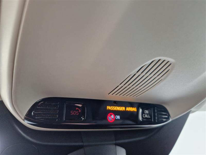 Volvo XC90 D5 AWD INSCRIPTION AUT.TAKUU 12KK/20TKM.