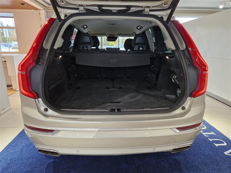 Volvo XC90 D5 AWD INSCRIPTION AUT.TAKUU 12KK/20TKM.