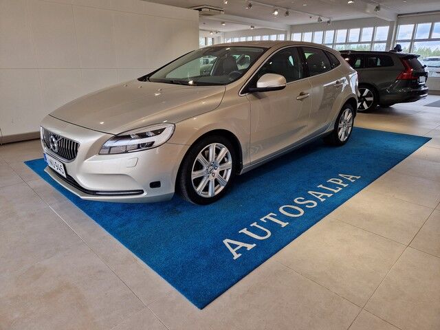 volvo V40 T2 BUSINESS EDITION 90 AUT