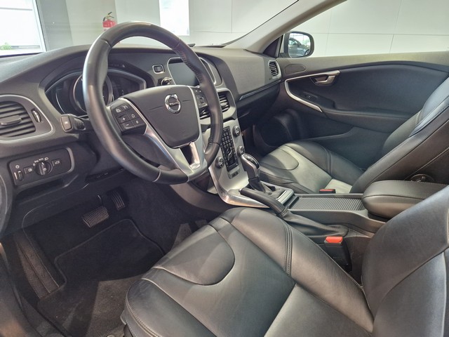 Volvo V40 T2 BUSINESS EDITION 90 AUT