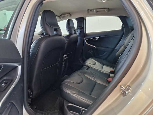 Volvo V40 T2 BUSINESS EDITION 90 AUT