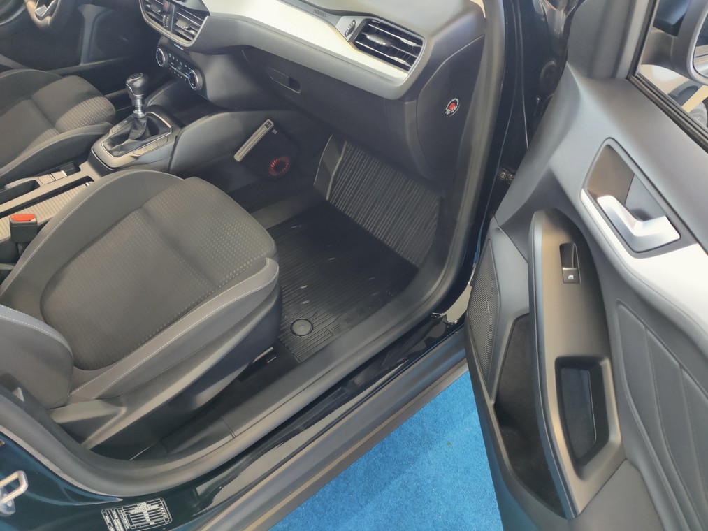 Ford FOCUS 1,0 ECOBOOST 125 HV START/STOP M6 TREND 5-OVINEN