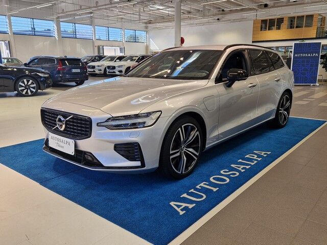 volvo V60 T8 TWE AWD R-DESIGN TAKUU 24KK/40TKM