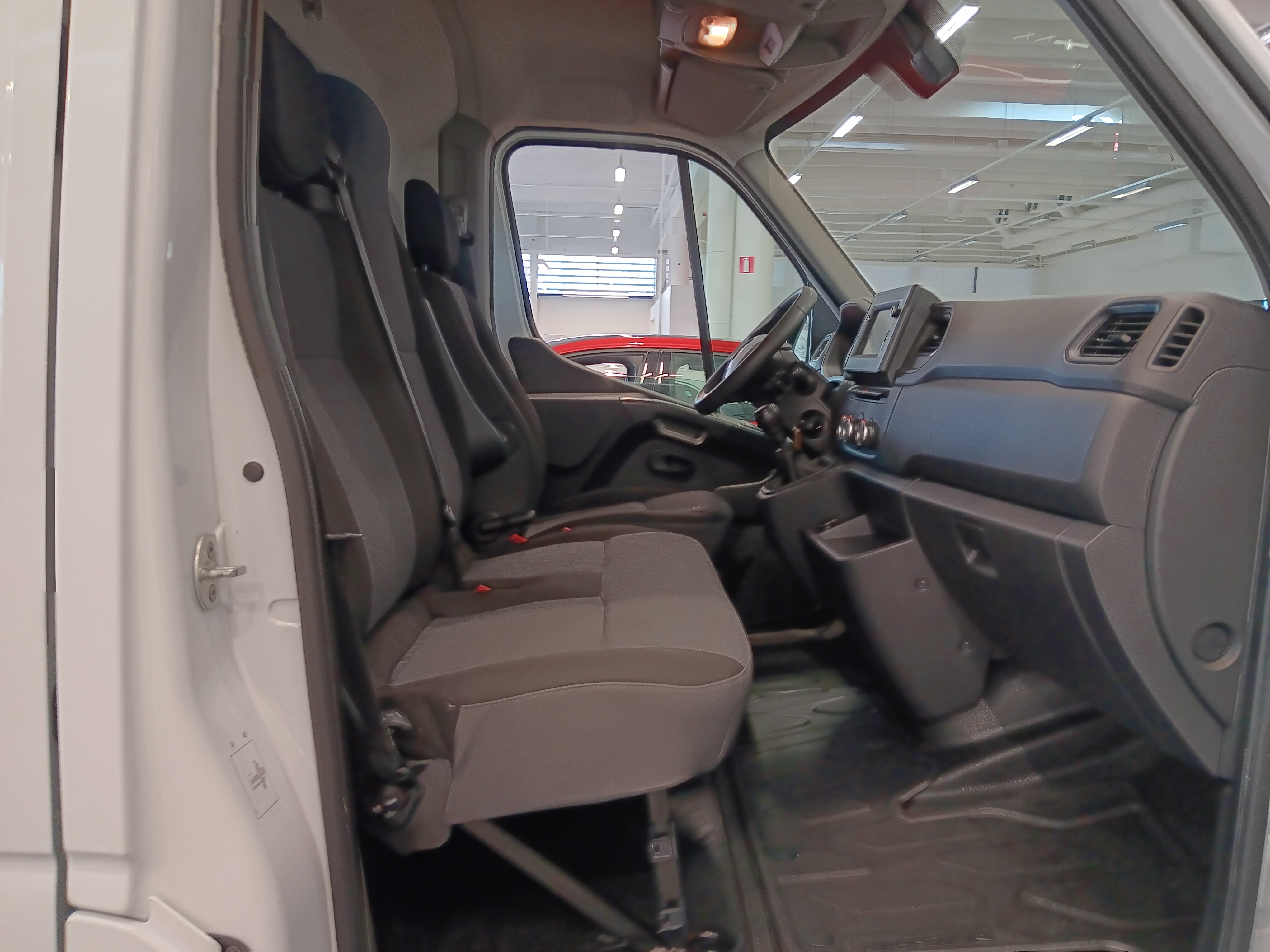 Renault MASTER DCI 150 L3H2 13M3 NAVI EDITION