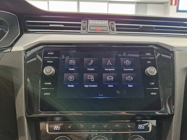 Volkswagen PASSAT VARIANT STYLE 2,0 TDI EVO SCR 110 KW DSG-AUTOMAATT