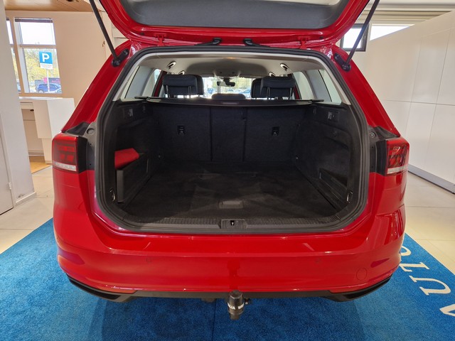 Volkswagen PASSAT VARIANT STYLE 2,0 TDI EVO SCR 110 KW DSG-AUTOMAATT
