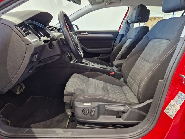Volkswagen PASSAT VARIANT STYLE 2,0 TDI EVO SCR 110 KW DSG-AUTOMAATT