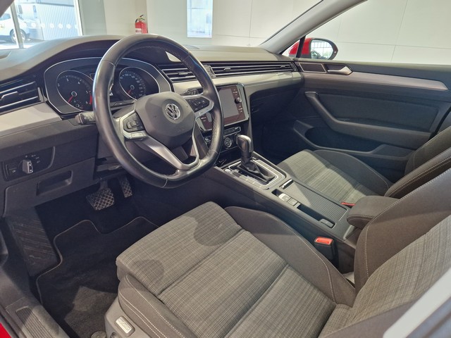 Volkswagen PASSAT VARIANT STYLE 2,0 TDI EVO SCR 110 KW DSG-AUTOMAATT