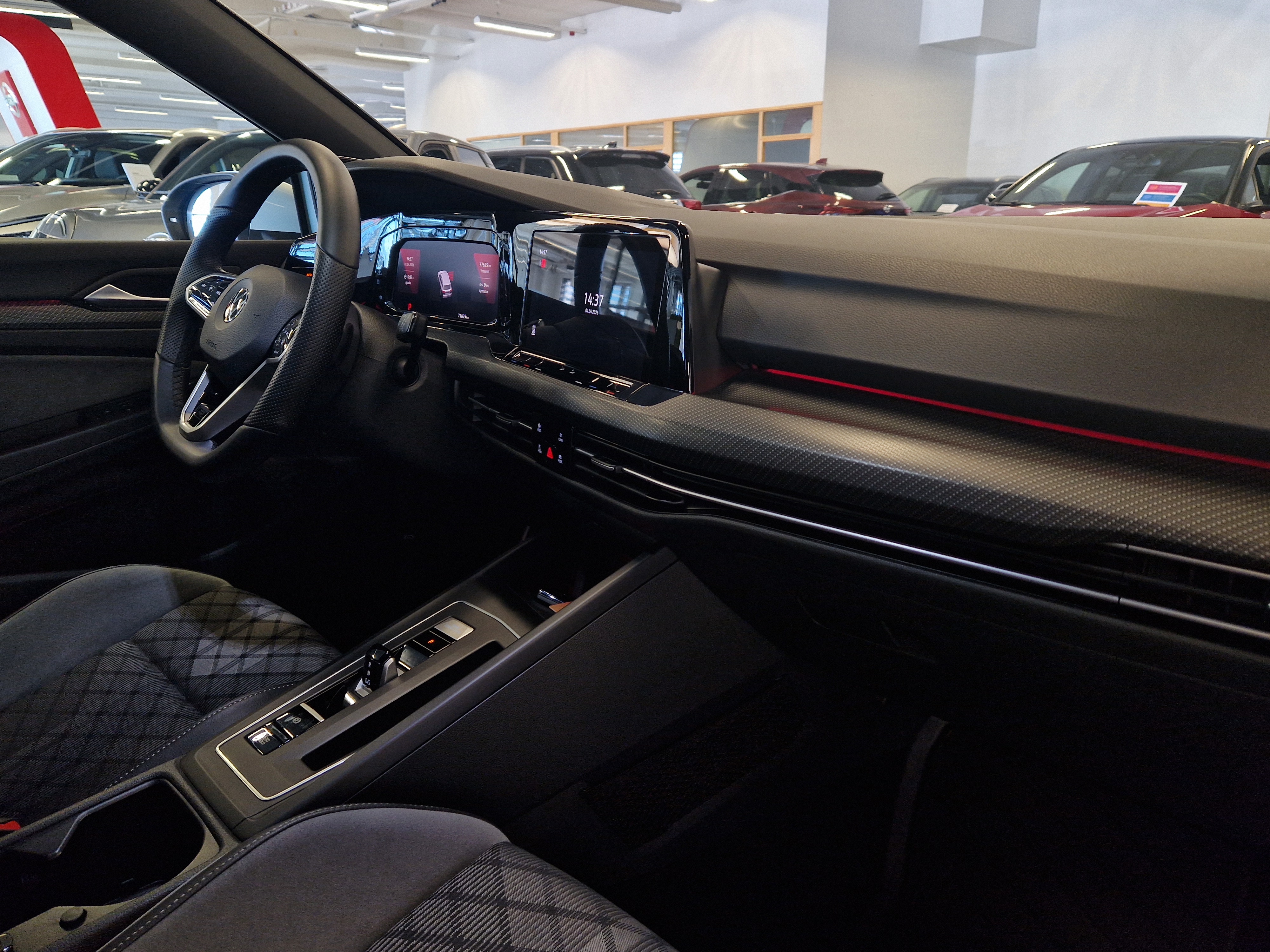 Volkswagen GOLF VARIANT R-LINE 2,0 TSI 140 KW 4MOTION DSG