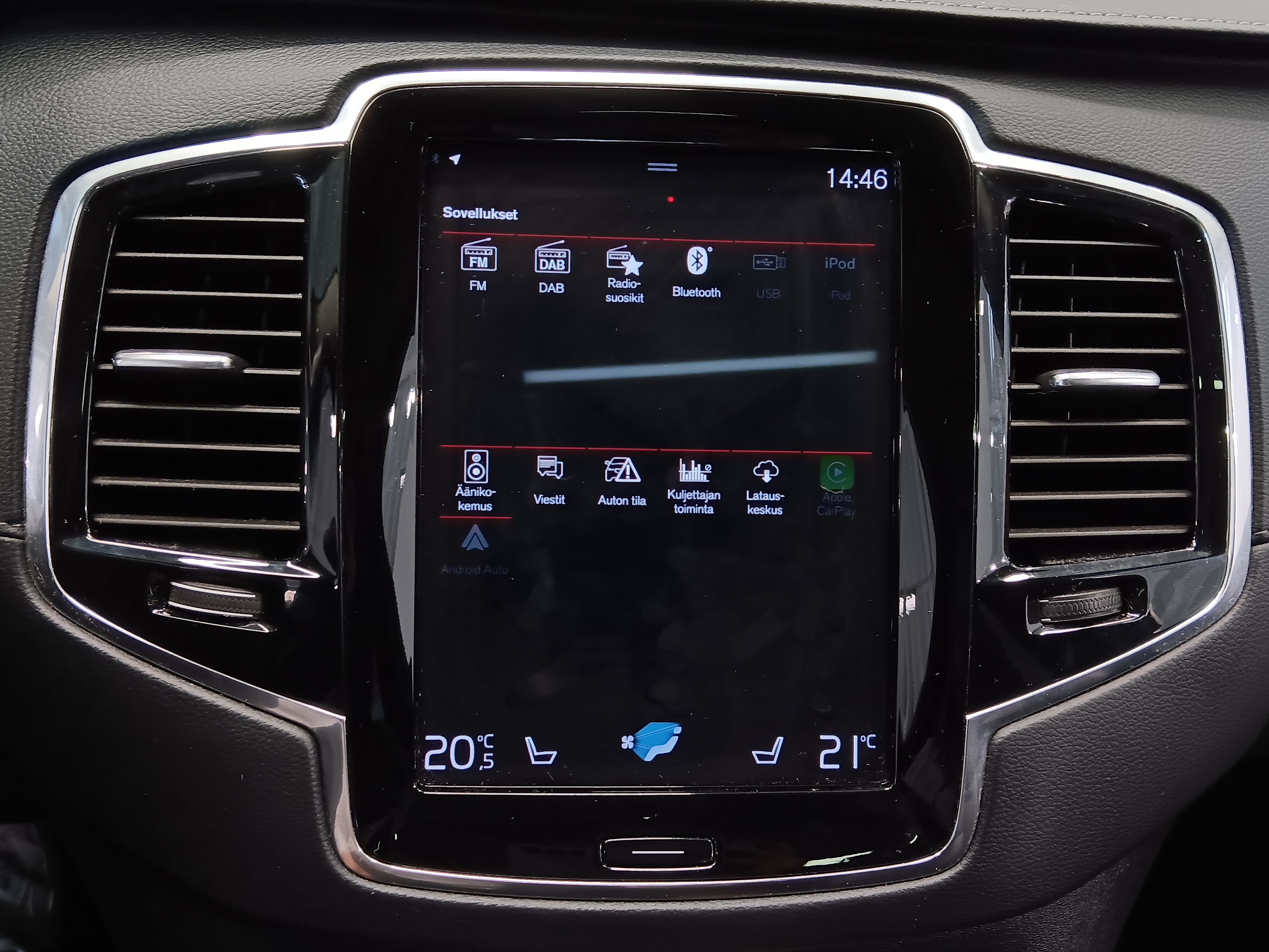 Volvo XC90 T8 AWD LONG RANGE HIGH PERFORMANCE INSCRIPTION AUT