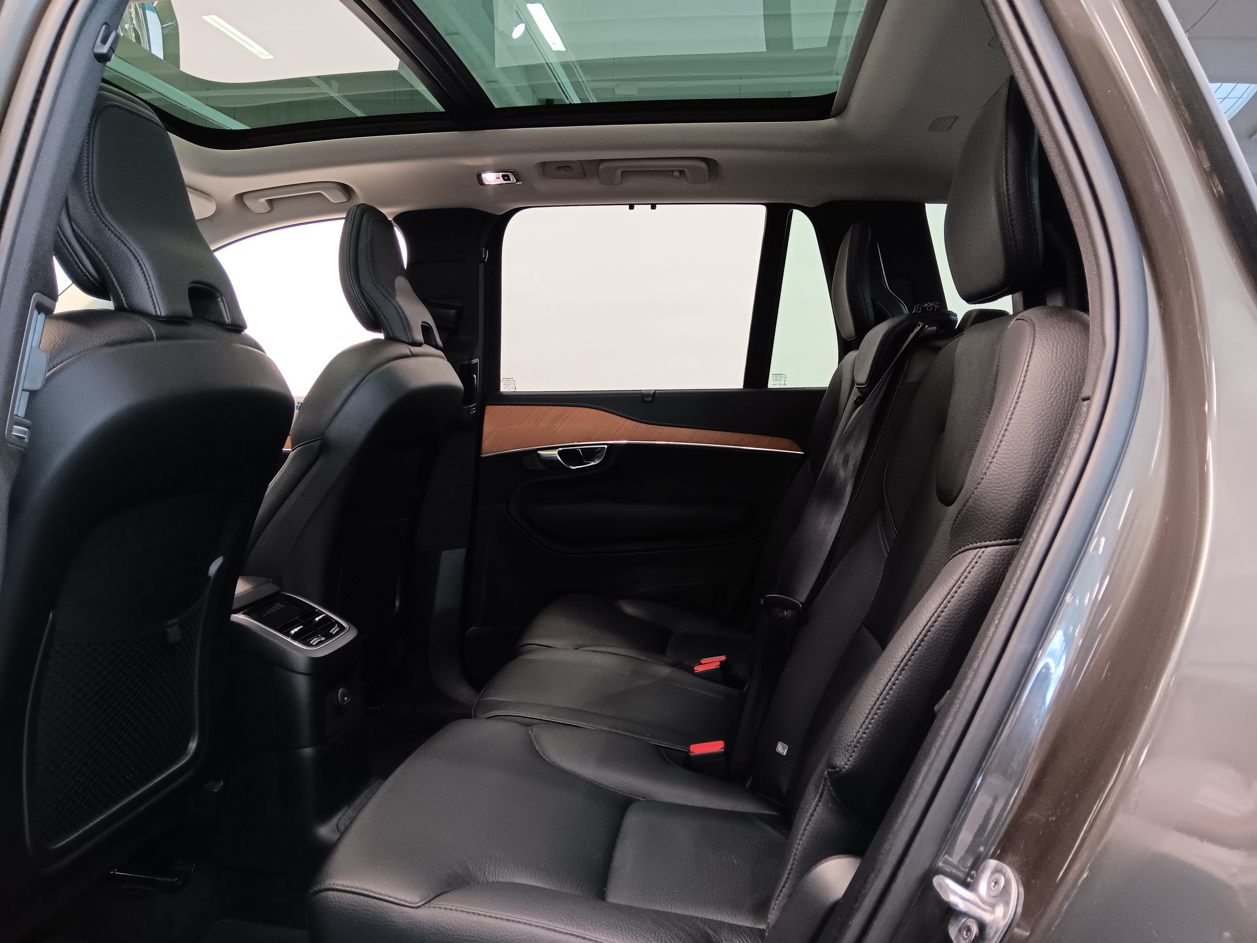 Volvo XC90 T8 AWD LONG RANGE HIGH PERFORMANCE INSCRIPTION AUT
